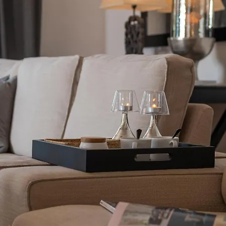 Villa Luxury In Golden Mile